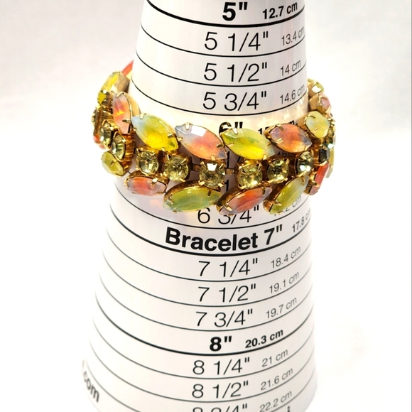 Vintage Kramer Signed Opal Glass Bracelet - Picture 4 of 11